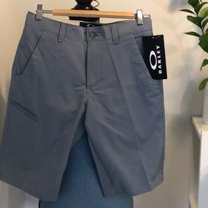 NWT Oakley sport shorts blue mirage size 28